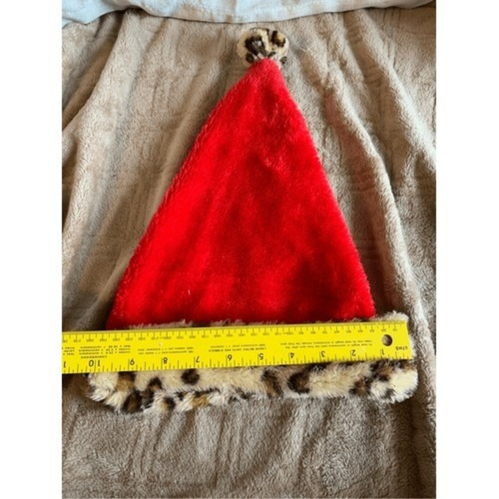 Red Santa Hat Unisex Size M Animal Print Trim Holiday Christmas Festive - Picture 4 of 9